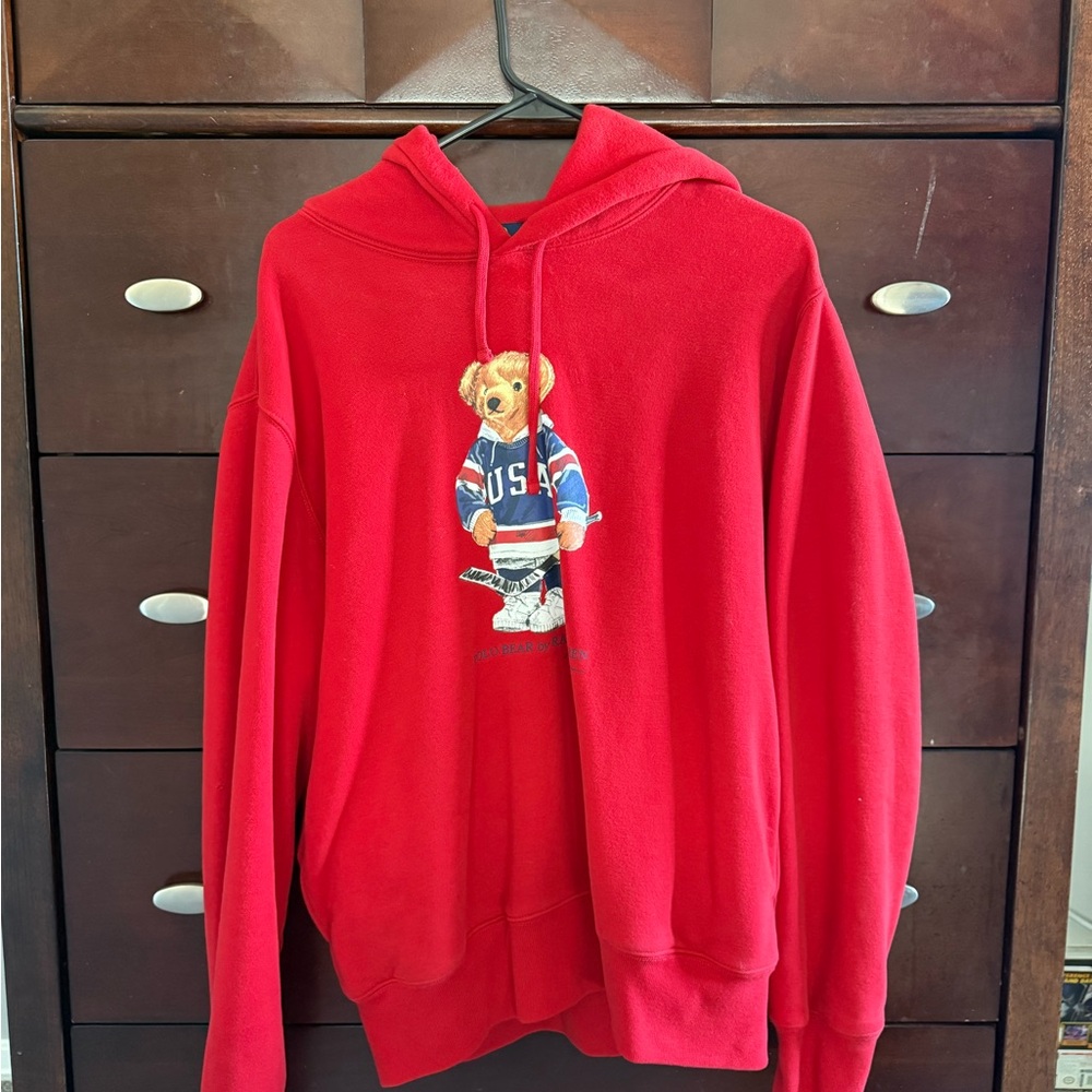 Red Polo Hoodie. Hockey Polo Bear.                Size L